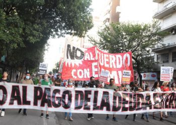 Se movilizaron contra el acuerdo con el FMI