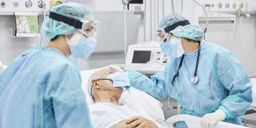 Alucinaciones, pesadillas e insomnio, algunos síntomas psíquicos en pacientes graves