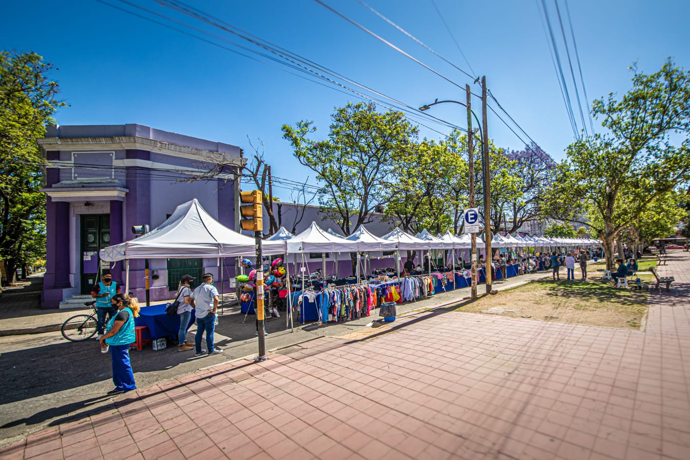 Abren los paseos comerciales de San Vicente, Las Heras y San Jerónimo