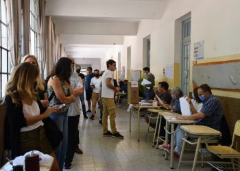 La oposición legislativa pide en Córdoba las Paso para ordenar el proceso electoral
