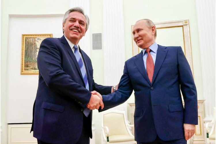 Fernández relanzó la relación con Rusia en medio de las negociaciones con el FMI