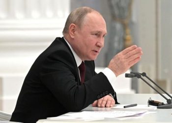 Rusia envía tropas a Donetsk y Lugansk luego de reconocerlas independientes de Ucrania