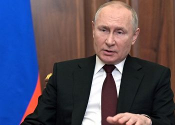 Putin reconoce la independencia de regiones separatistas de Ucrania y se disparan las tensiones