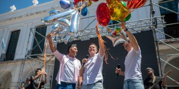 Una serenata inauguró la semana dedicada al romance en Córdoba