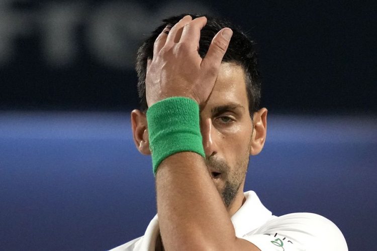 Djokovic perdió en Dubai y ya no será número
