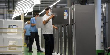 Fuerte ajuste en la distribución de los ingresos