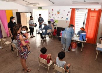 No pedirán pasaporte sanitario en colegios ni en el transporte público