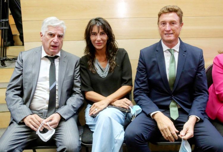 Los diputados Carlos Gutiérrez, Natalia de la Sota e Ignacio García Aresca.