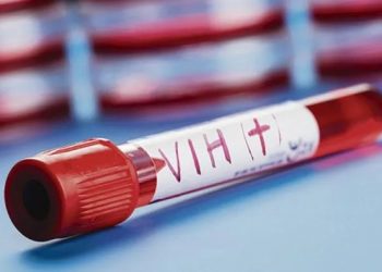Identifican una variante de VIH más virulenta que surgió en Países Bajos