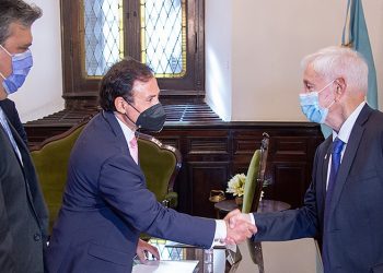 La UNC asesorará en fallos por medicamentos de alto costo