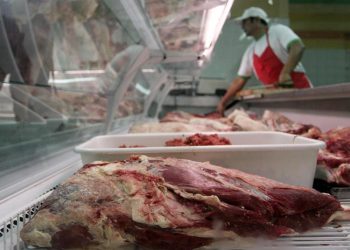 Así aumentaron los fideos y el asado en 26 meses