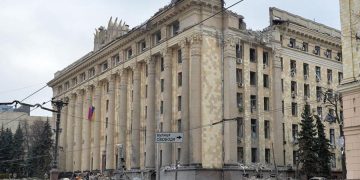 El gobierno de Ucrania denunció que Rusia bombardeó el centro de Jarkov