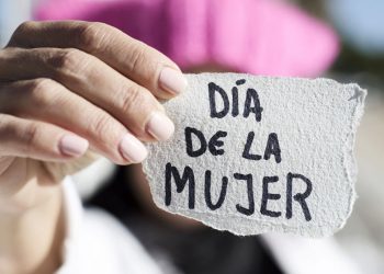 Movilizaciones, actos oficiales y eventos artísticos en las provincias por el 8M