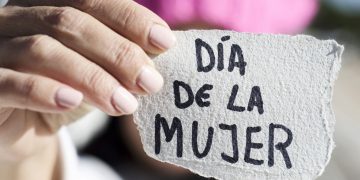 Movilizaciones, actos oficiales y eventos artísticos en las provincias por el 8M