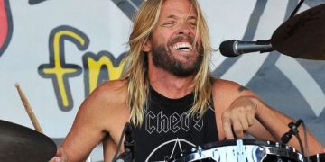 Falleció Taylor Hawkins, baterista de Foo Fighters