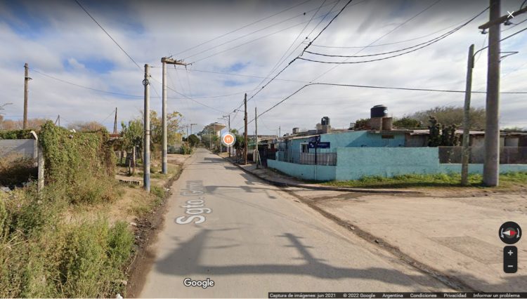 Encuentran una beba recién nacida muerta en un descampado de la ciudad
