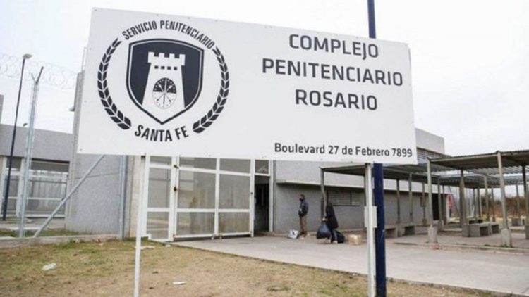 Una cárcel rosarina le impidió a una abogada entrar en shorts y la Federación de Abogados hizo un pedido de respeto