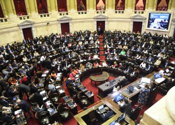 En una sesión maratónica, Diputados dio media sanción al aval por el acuerdo con el FMI