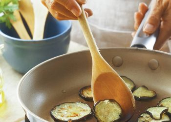 Trucos y alternativas para cocinar sin aceite