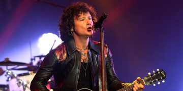 Enrique Bunbury anunció su sorpresivo retiro de los escenarios por un problema de salud
