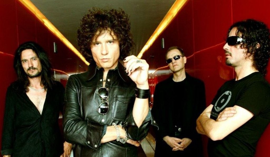 Enrique Bunbury y otro pedazo de rock que se nos va