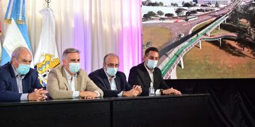 Levantarán una ciclovía en altura que conectará al barrio Juniors con el parque Sarmiento