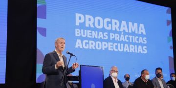 Schiaretti: “Rechazamos cualquier aumento de ese mal impuesto que son las retenciones”