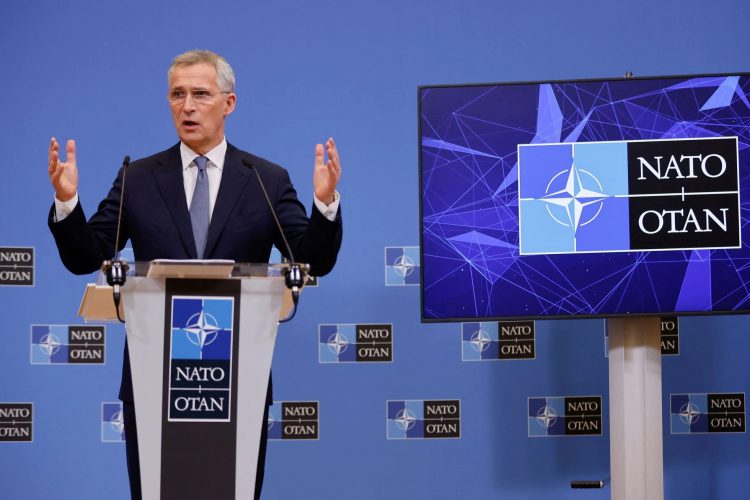 El secretario general de la OTAN, Jens Stoltenberg, en una conferencia de prensa este martes en Bruselas.