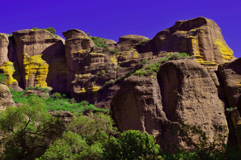 Aventúrate en el increíble circuito de trekking de Los Terrones