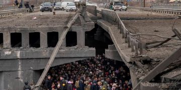 Fracasa la evacuación de civiles de Mariupol y Rusia retoma la ofensiva