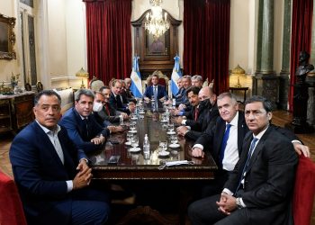 Con el apoyo de la CGT, continúan los debates por el acuerdo con el FMI en Diputados