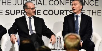 Se amplía la lista de jueces que sacaron dólares del país en 2019