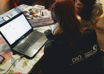 Un cura de 80 años fue detenido por distribución de pornografía infantil