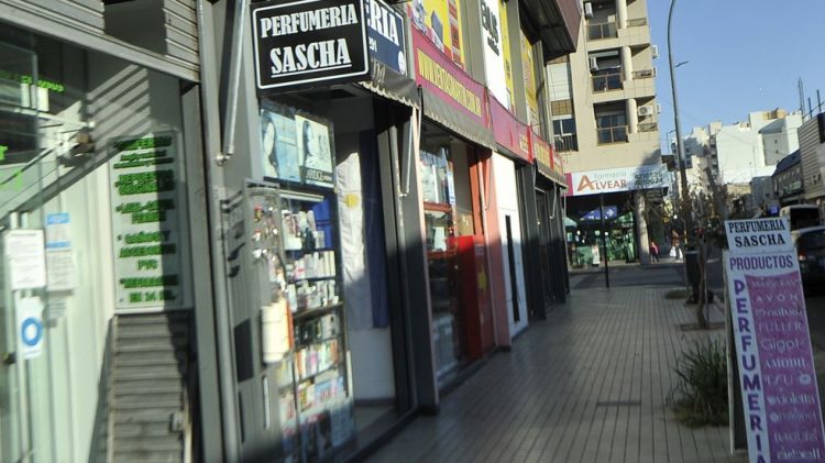 Condenaron a un empleado del Ministerio de Salud por un robo millonario a una perfumería de Córdoba