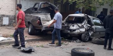 Chocó siete autos a toda velocidad y mató a un motociclista porque «lo perseguía el diablo»