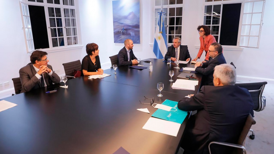 La interna en el oficialismo complica al Gobierno de Fernández, que intenta relanzar su gestión