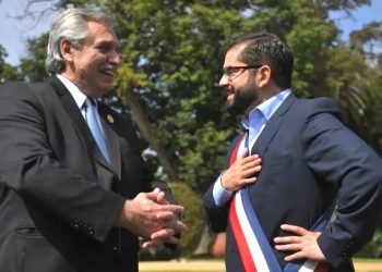 El primer viaje al exterior de Boric como presidente será a la Argentina