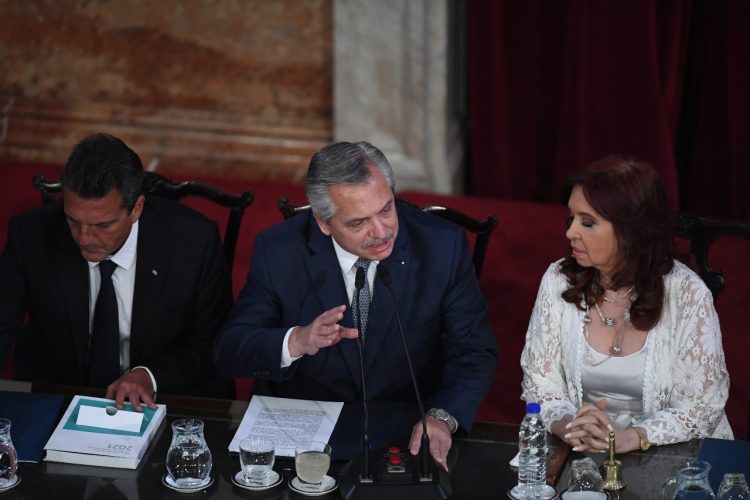 Fernández en el Congreso: anuncios, deuda con el FMI y cruces con la oposición