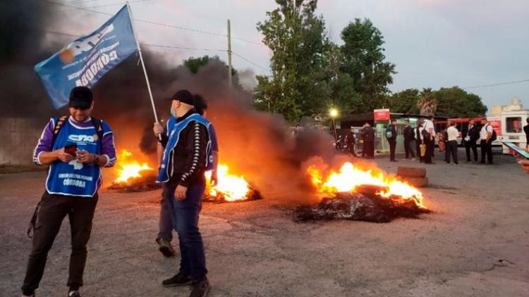Se levantó el bloqueo de Ersa que resintió el servicio y podría haber acuerdo