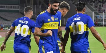 Boca goleó a Central Córdoba (R) y avanzó