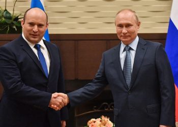 Bennett, en rol de mediador, se reunió con Putin, con Scholz y habló con Zelenski