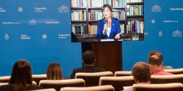 El Gobierno llegó a un acuerdo con el FMI «en los puntos sustanciales» y se aguarda su ingreso al Congreso