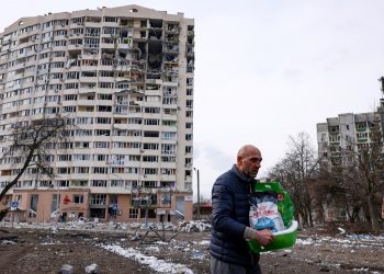 La Otan descarta una zona de exclusión aérea en Ucrania y se anuncia una tercera ronda de negociaciones