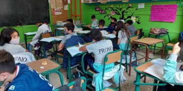 Con protocolos, las escuelas vuelven a la presencialidad