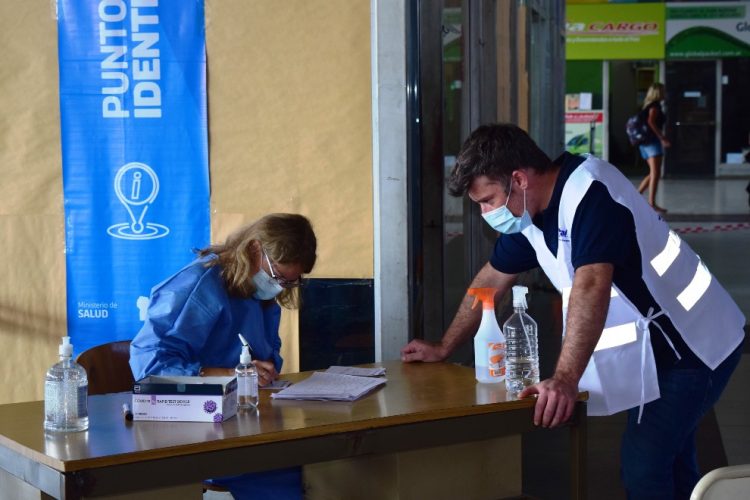 Consejos para casos confirmados de coronavirus y contactos estrechos