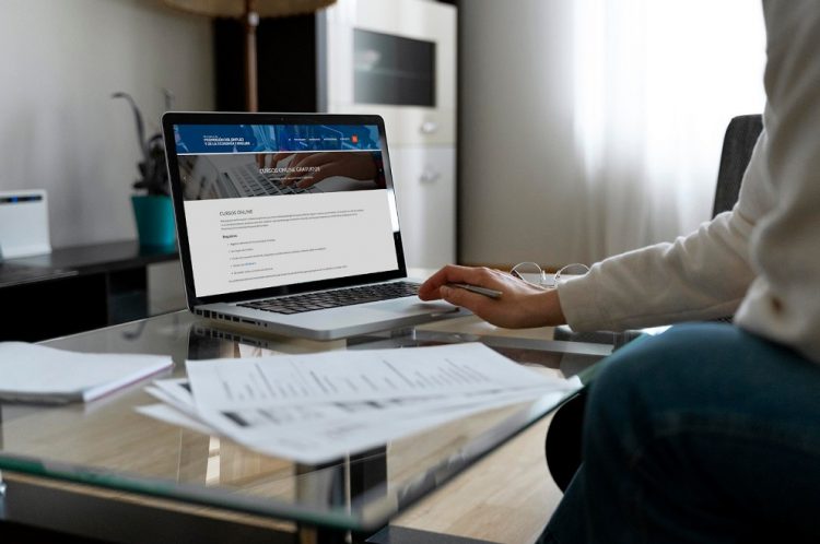 La Provincia lanzó 40 cursos gratuitos de capacitación a distancia