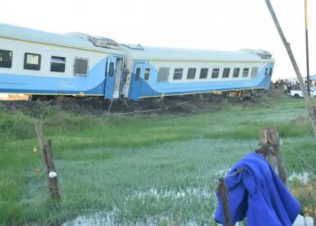 Descarriló un tren con más de 400 pasajeros a bordo en Olavarría