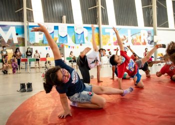 Teatro y danza formarán parte de la currícula en escuelas municipales