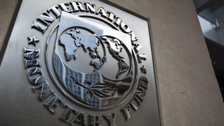 "Devaluar sin devaluar”, la última estrategia del Gobierno ante los planteos del FMI