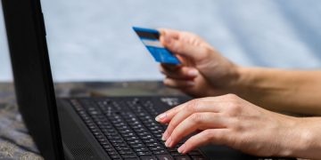 Advierten un incremento en los ciberataques y estafas en las compras electrónicas